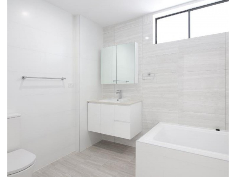 18/4-6 Good Street, Westmead NSW 2145